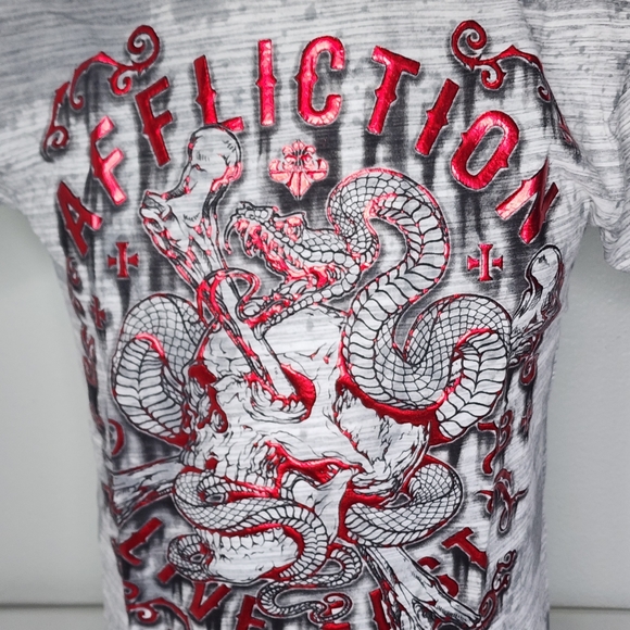 Affliction T-shirt - Picture 2 of 9